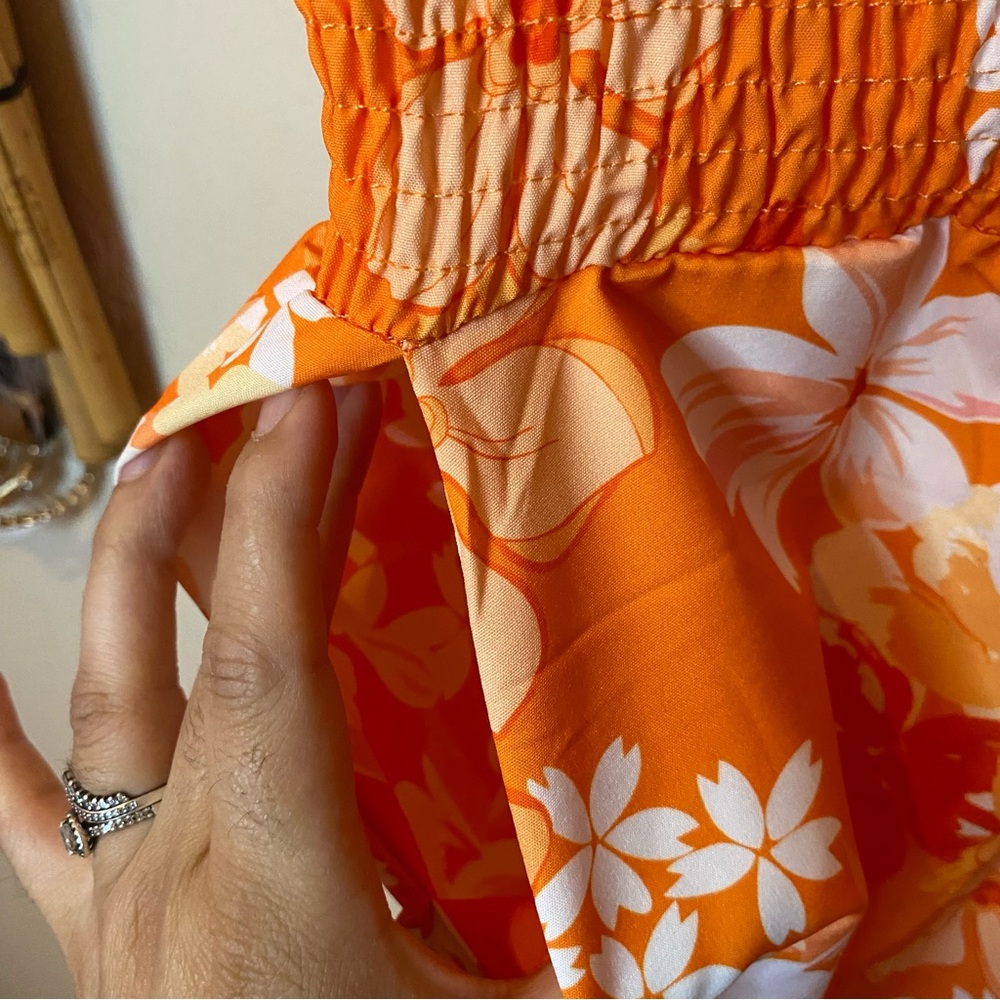 Floral Jumpsuit size Large/X-Large - Picture 4 of 6